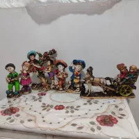 تعدادی مجسمه نوستالژی سالم .