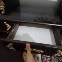 تعدادی وسایل چوبی بفروش می‌رسد