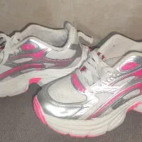 کتونی شیک و جذاب|کیف، کفش، کمربند|قم, علی آباد سعدگان|دیوار