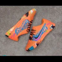 کفش سالنی فوتسال جورابی فوتبالی گتوتمپوجوما۳۵تا۴۵|کیف، کفش، کمربند|مشهد, ابوذر|دیوار