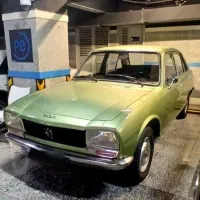 پژو۵۰۴، فول اسپرت شیشه دودی 1379 میباشد