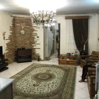 اپارتمان-اجاره-ای-خوش-نقشه-با-انباری-بزرگ-و-بالکن