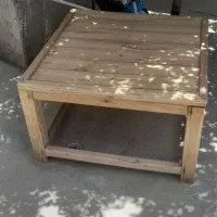 کرسی چوبی