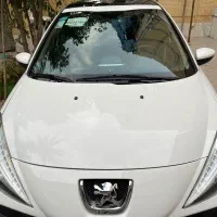 پژو ۲۰۷ پانوراما سقف شیشه‌ای دنده دستی کم‌کارکرد|خودرو سواری و وانت|یزد, |دیوار