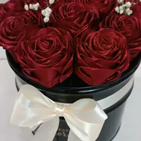 باکس گل قرمز
