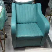 سرشور. میز ناخن. تولیدی. صندلی کوپ. پدیکور