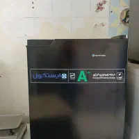یخچال۳فوت ایستکول ۶ماه کار رومیزی هتلی کوچک مینی