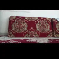 یک جفت پشتی قدیمی سالم سالم