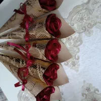 شاخه گل رز ساتن|گل مصنوعی|قم, شاه سید علی|دیوار