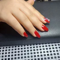 خدمات کاشت ناخن با تخفیف ویژه|خدمات آرایشگری و زیبایی|شیراز, هفت تنان|دیوار