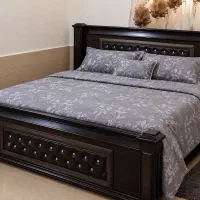 تخت دونفره با ۲عدد کفی سالم وتمیز
