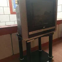 فروش تلویزیون ال جی به همراه زیر تلویزیونی