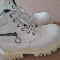 بوت دخترانه