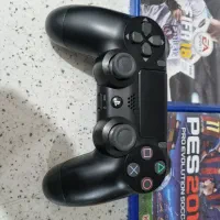 تعدادی دیسک بازی و دسته ps4|کنسول، بازی ویدئویی و آنلاین|تهران, خاک سفید|دیوار