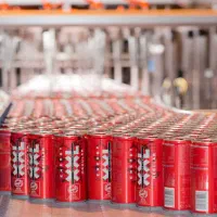 نیروی کار ساده درتولیدی نوشابه و دلستر