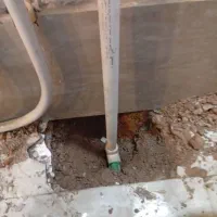 نشت یاب اب اب گرم سرد با دستگاه