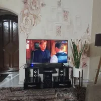 میز شیشه تلویزیون. یک میلیون.سالم