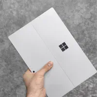 Surface pro7رو چکی بخر