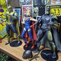 اکشن فیگور injustice 2 اورجینال