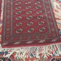 یک عدد جا نمازی و یک عدد قالیچه دست بافت