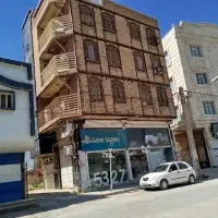 مغازه بزرگ  تجاری  در دو طبقه ۲۰۰متری