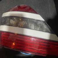 چراغ جولو ۲۰۶ سالم و یک چراغ عقب بنز|قطعات یدکی و لوازم جانبی|شیراز, شهرک آرین|دیوار