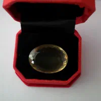 یک عدد سنگ ( کوارتز لیمویی )