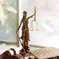 وکیل پایه یک دادگستری /کیفری/حقوقی/خانواده /ملکی