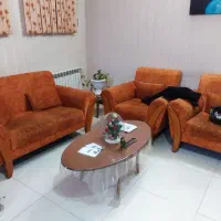 صندلی میکاپ و مبل|آرایشگاه و سالن‌های زیبایی|کاشان, پا نخل|دیوار