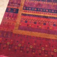 فرش قرمز سنتی