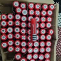 فروش ۶۵ عدد باتری لیتیومی قابل شارژ اولترا فایر