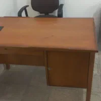 دو عدد میز چوبی و ام دی اف