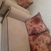 مبل خیلی خوب وراحتیه فقط به خاطر جابجایی میفروشم