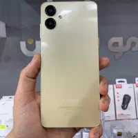 گوشی سامسونگ A06 که فقط پلمپش باز شده