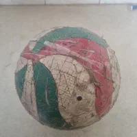 توپ والیبال