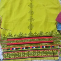 نصف لباس موسومی|لباس|چابهار, |دیوار