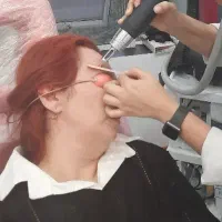 لیزر کیوسوئیچ (رفع لک صورت.رفع لک زیربغل.رفع تتو)|خدمات آرایشگری و زیبایی|رشت, پورسینا|دیوار