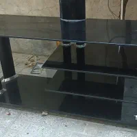 میز تلویزیون شیشه ای