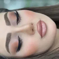 تازه سالن زدم ۵۰درصد تخفیف روی تمام خدمات گذاشتم