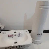 روشویی با پایه ایستاده|لوازم سرویس بهداشتی|شیراز, دشت چنار|دیوار