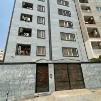 یک واحد ۱۲۰ متری سرور آزادگان