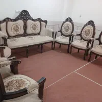 مبل ۹ نفره کلاسیک سالم وتمیز|مبلمان خانگی و میز عسلی|لنجان, |دیوار