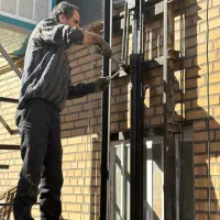 تعمیر و طراحی و ساخت تخصصی بالابر هیدرولیکی