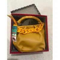 کیف خردلی جا دار نونو اصلا استفاده نشده حتا یک بار|کیف، کفش، کمربند|اراک, |دیوار