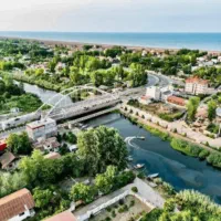 2قواره زمین ساحلی باقابلیت ساخت ویلا روبه دریا آبی|فروش زمین و ملک کلنگی|رشت, پاستوریزه|دیوار