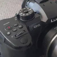 دوربین GH5 لومیکس