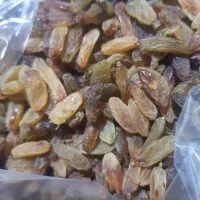 کشمش سبز کاشمر  عرضه در مشهد