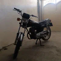 موتور هندا. ۱۲۵تمیز و سالم به شرت