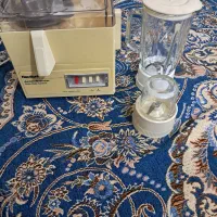 یک عد د آبمیوه گیری به فروش میرسد