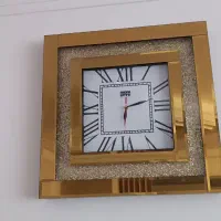 ساعت دیواری